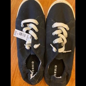 Torrid Fabric Lace Up Sneakers Size 11